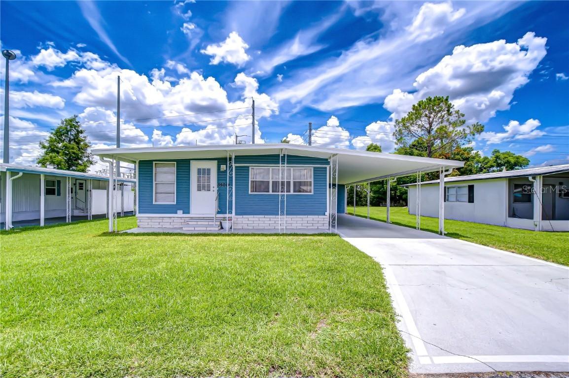35014 Carl Ave., Zephyrhills, FL 33541