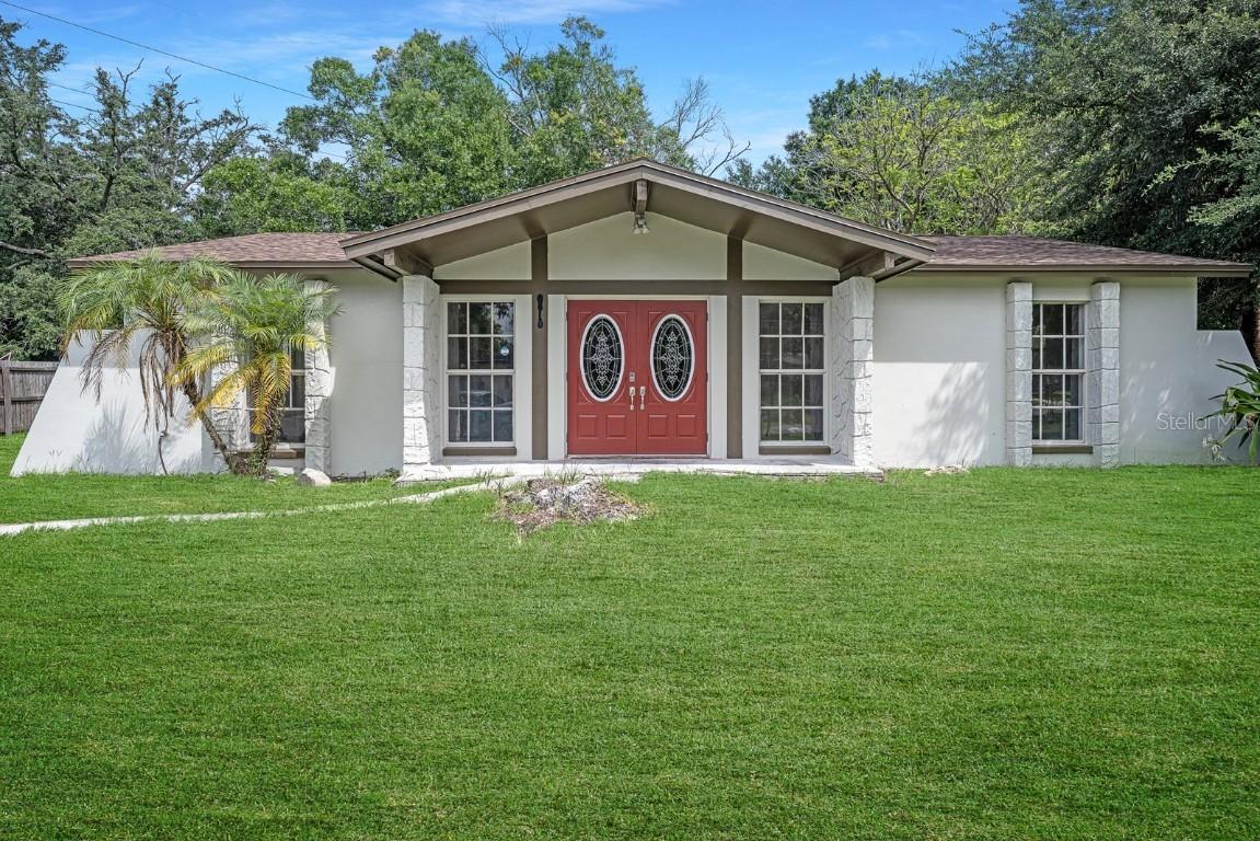 8610 Fish Lake Rd., Tampa, FL 33619