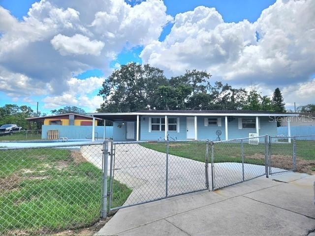 1523 Wolfe Dr., Sebring, FL 33870