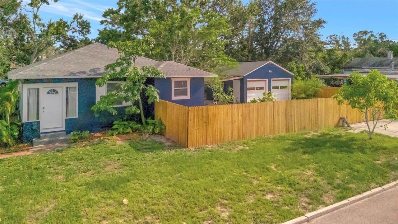301 Kingston St., St Petersburg, FL 33711