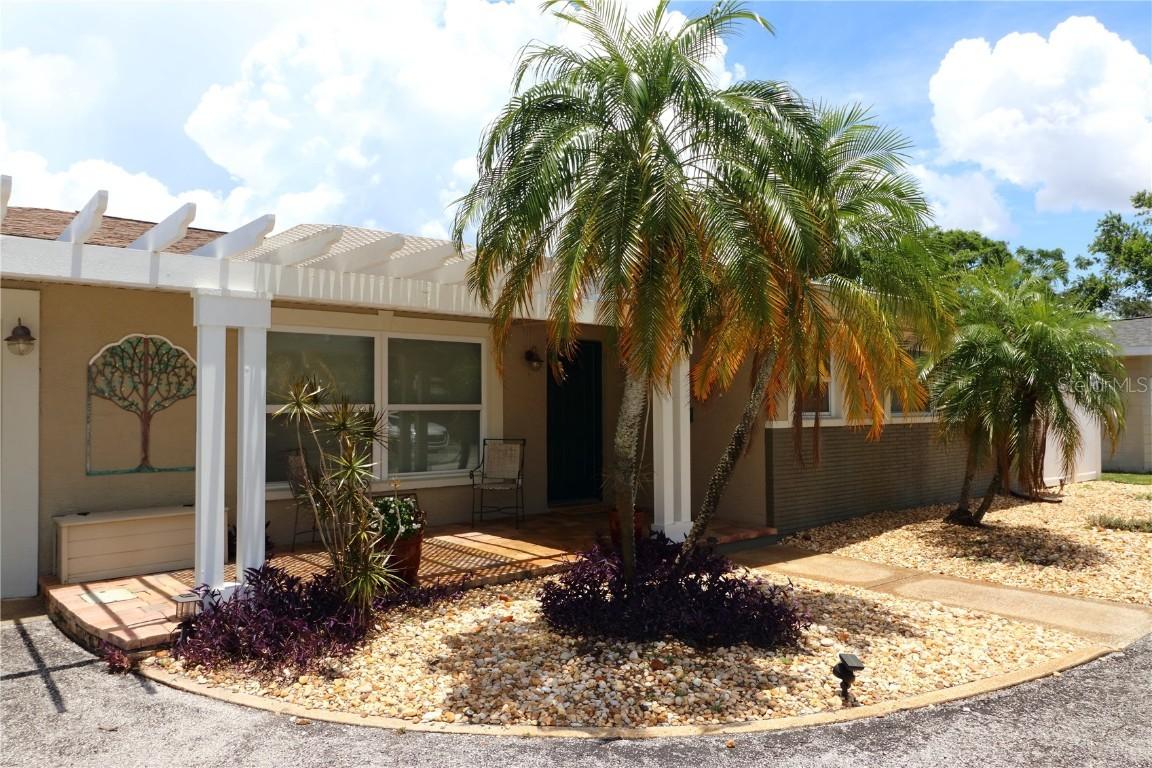 6045 2nd Ave., St Petersburg, FL 33710