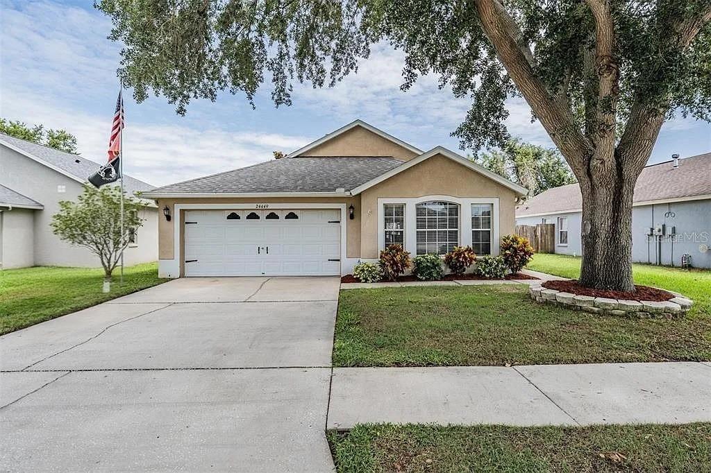 24449 Mistwood Ct., Lutz, FL 33559
