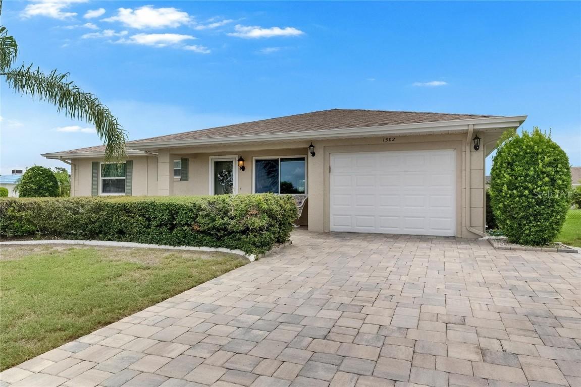 1502 Fort Duquesna Dr., Sun City Center, FL 33573