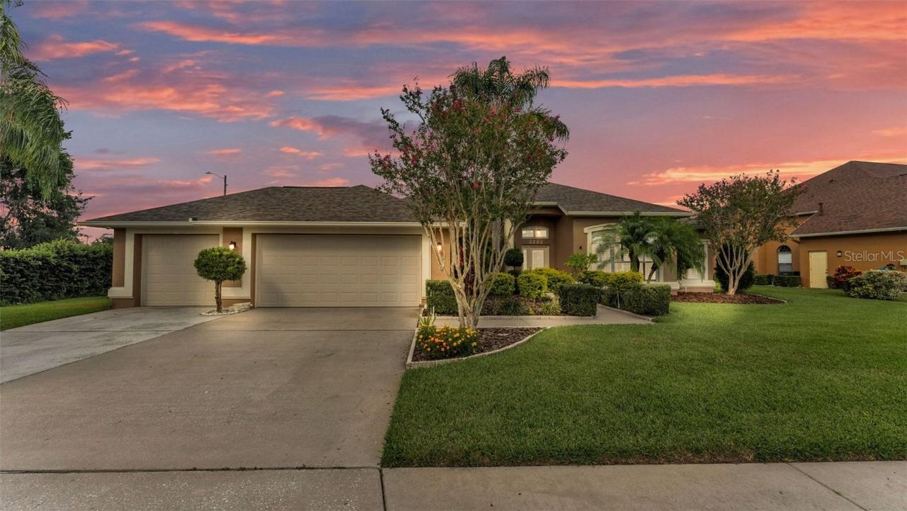 2202 Hickory Ridge Dr., Valrico, FL 33596