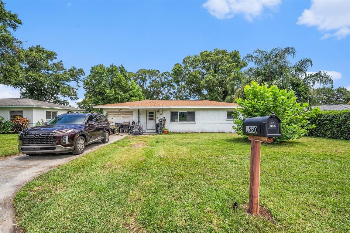 1580 Tuscola Rd., Clearwater, FL 33756