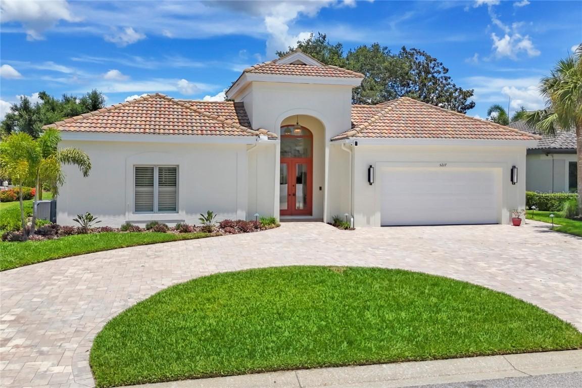 5217 88th St., Bradenton, FL 34211