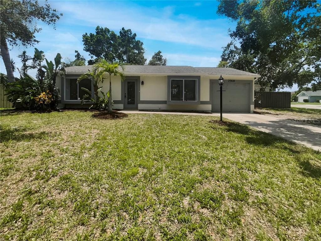 2908 Lockwood Meadows Blvd., Sarasota, FL 34234