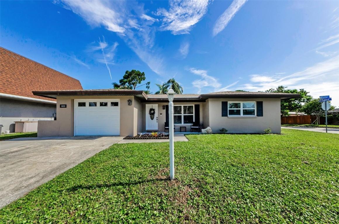 1800 Mapleleaf Blvd., Oldsmar, FL 34677