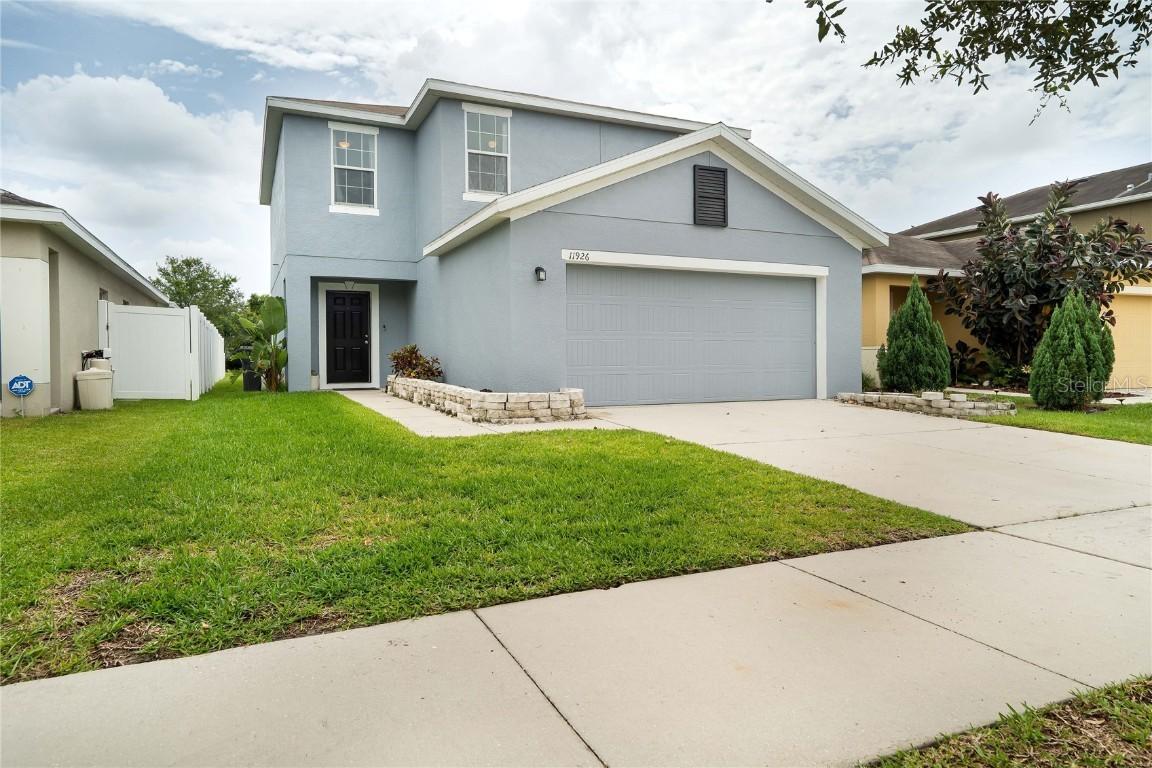 11926 Grand Kempston Dr., Gibsonton, FL 33534