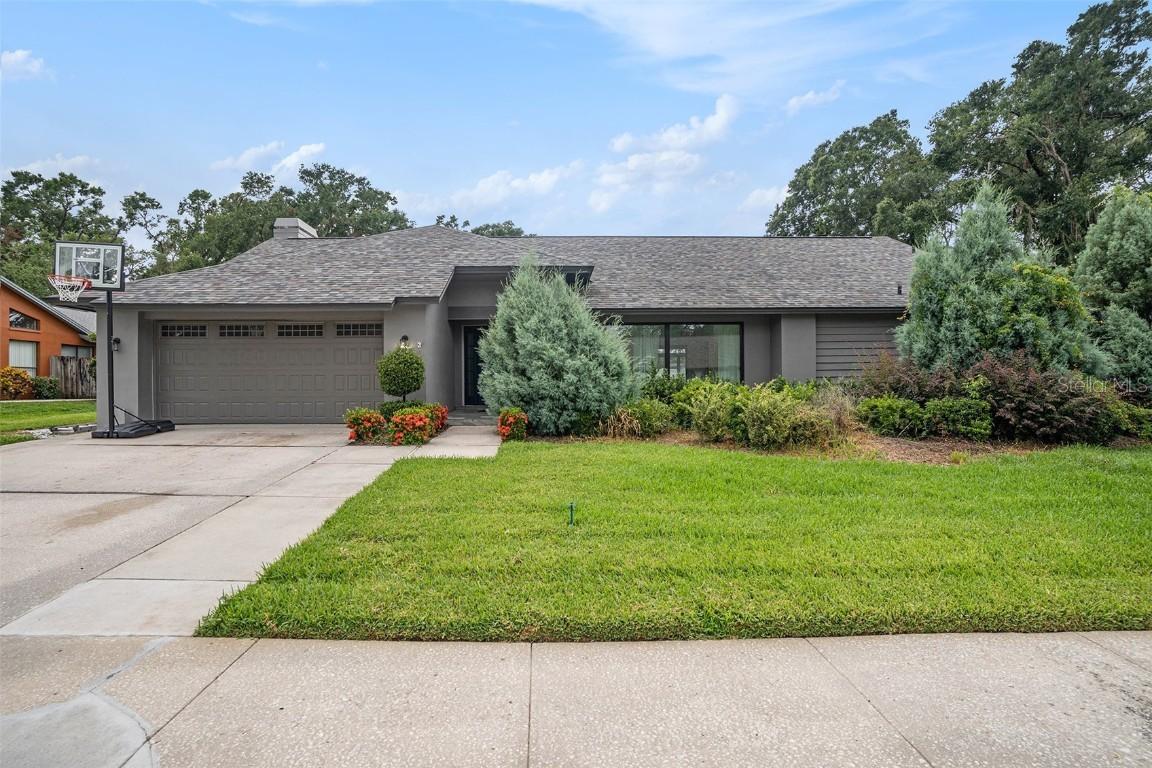 2701 Herndon St., Valrico, FL 33596