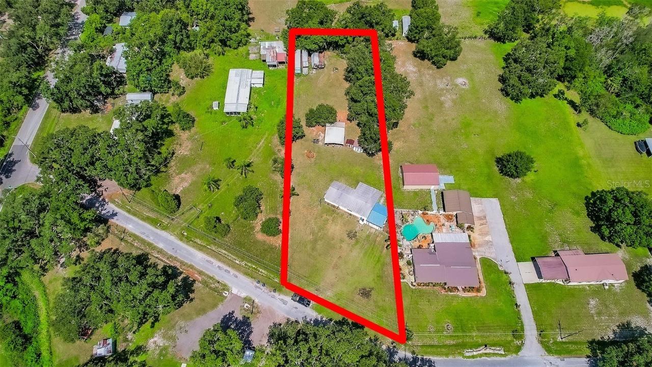 1105 Branch Acres Dr., Plant City, FL 33565
