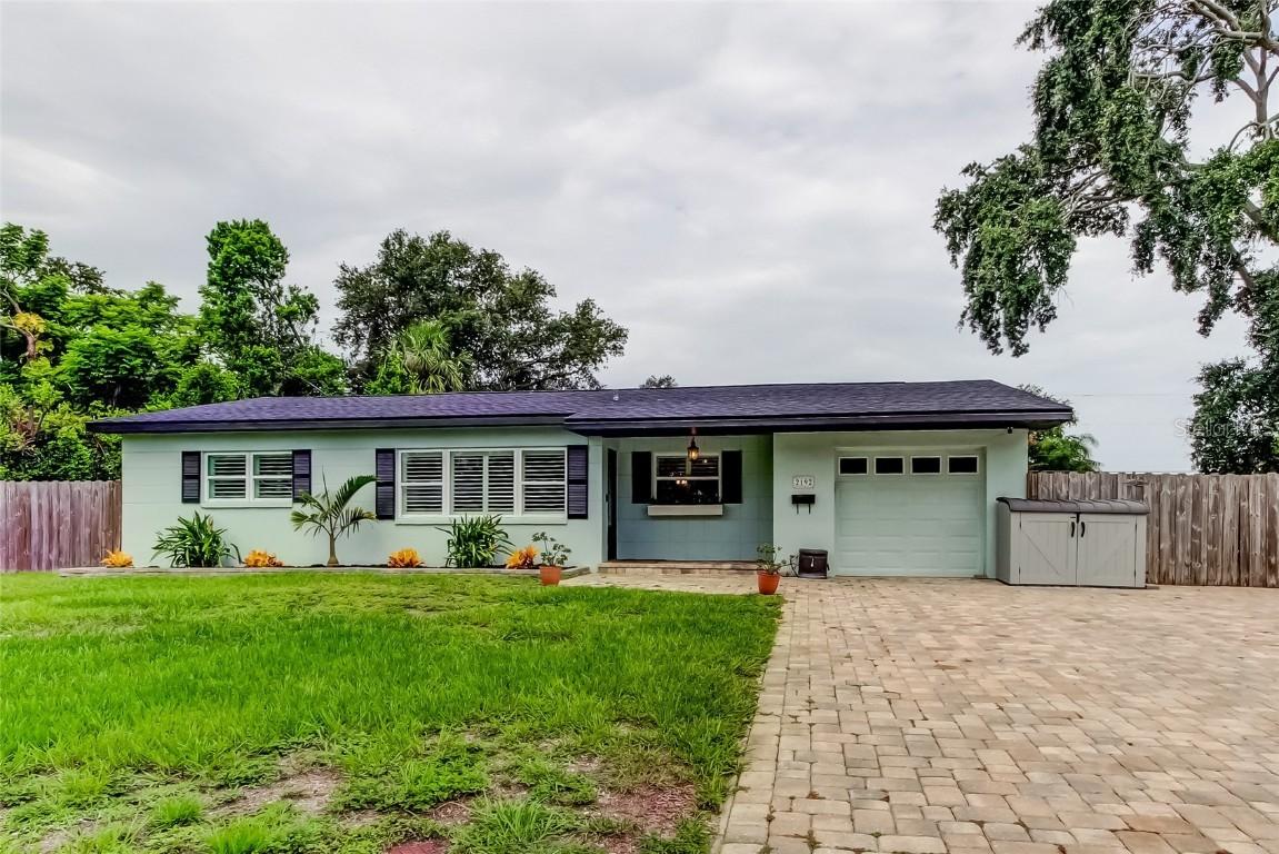 2192 Robinson Dr., St Petersburg, FL 33710