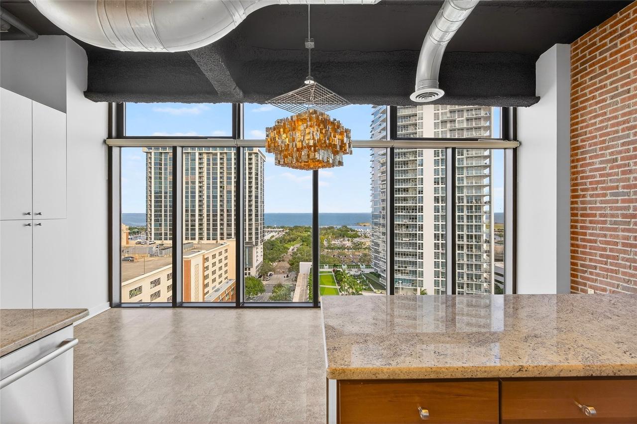 175 2nd St. #P-2, St Petersburg, FL 33701