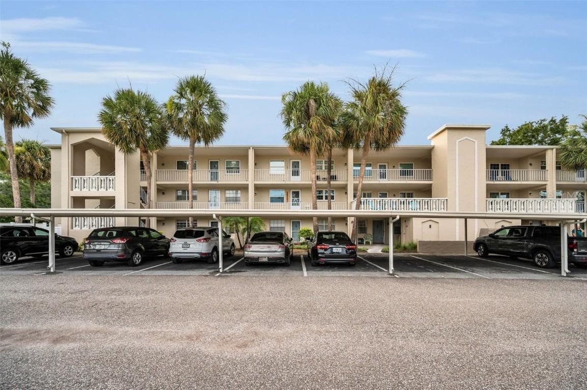920 Virginia St. #204, Dunedin, FL 34698