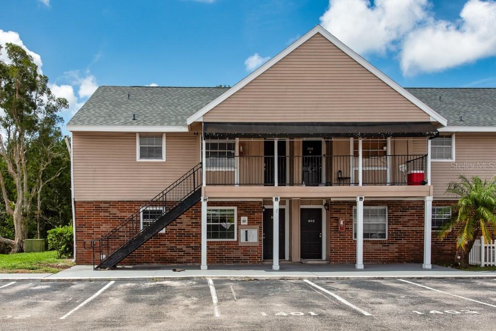 200 Country Club Dr. #1402, Largo, FL 33771