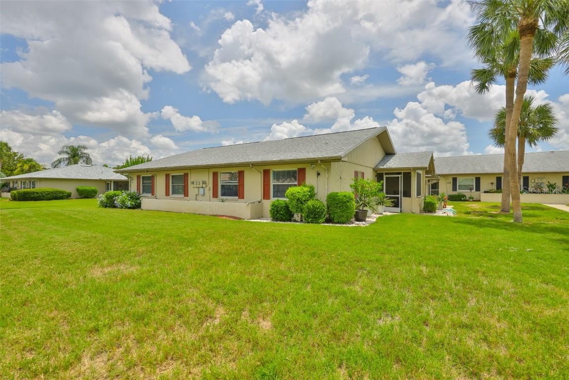 1905 Canterbury Ln. #17, Sun City Center, FL 33573