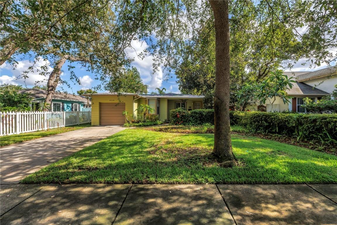 5135 21st Avenue, St Petersburg, FL 33710