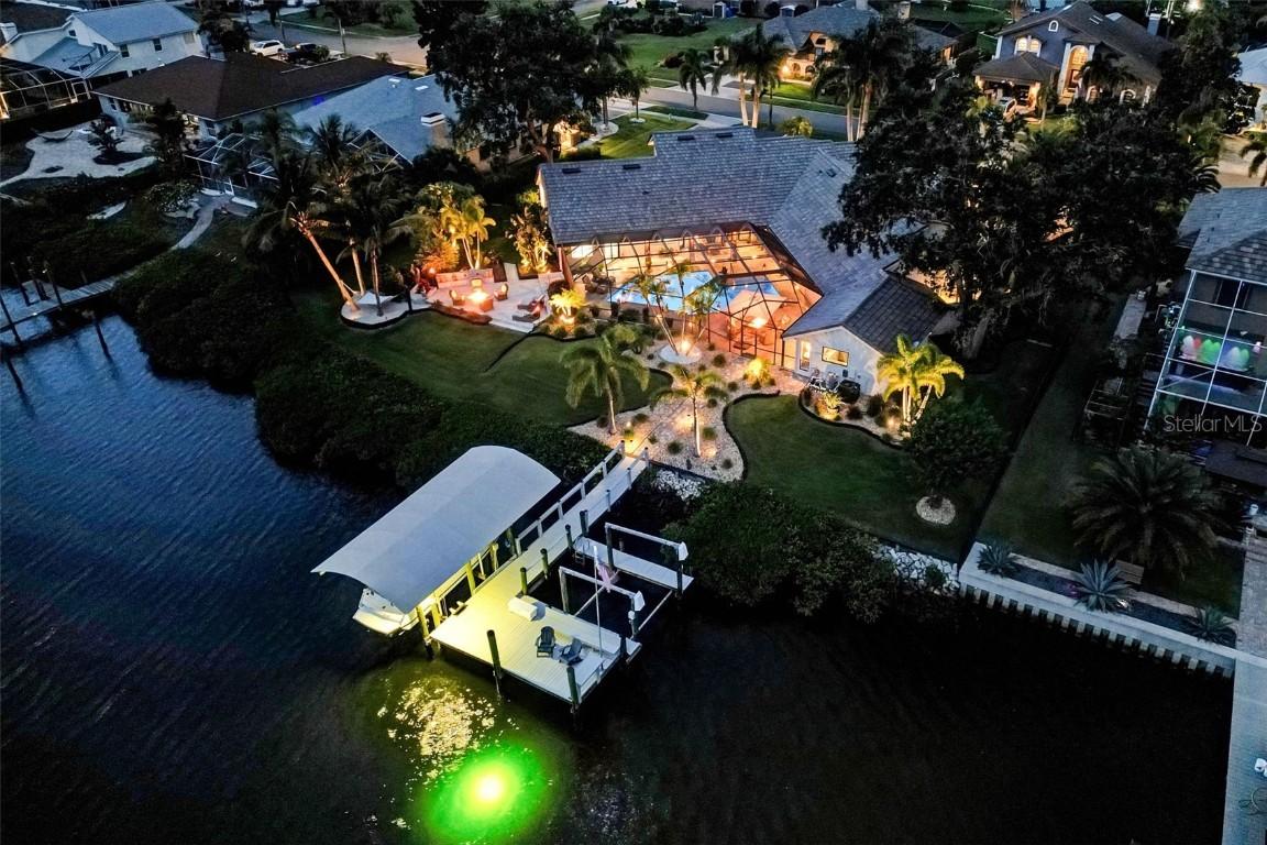 6605 Seabird Way, Apollo Beach, FL 33572
