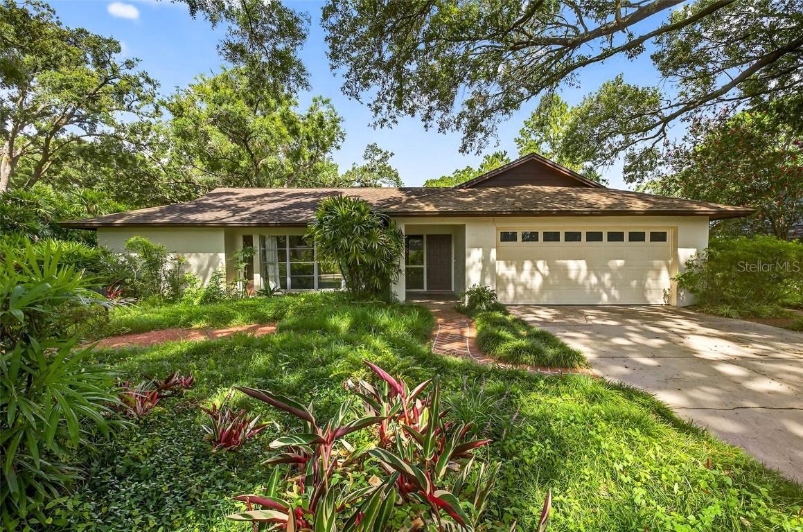 524 Garrard Dr., Temple Terrace, FL 33617