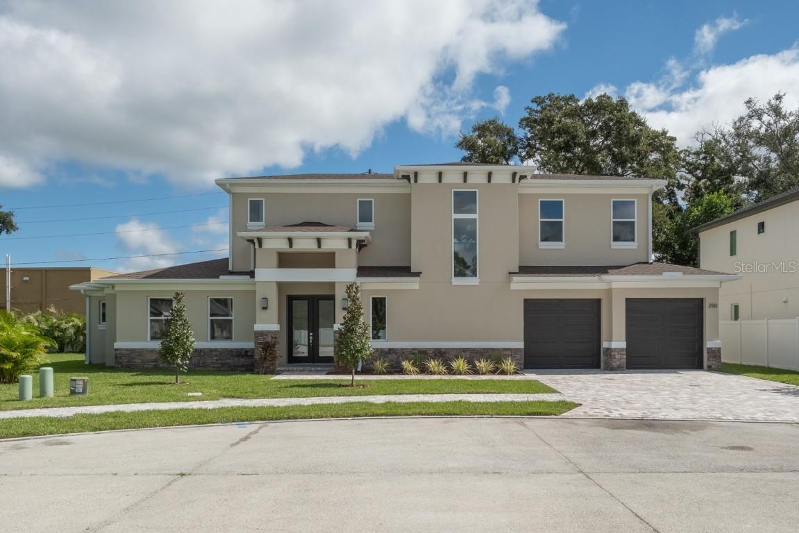 250 Larocca Ct., Palm Harbor, FL 34683