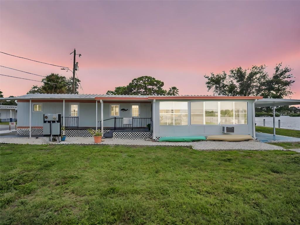 800 Chesapeake Dr. #23, Tarpon Springs, FL 34689