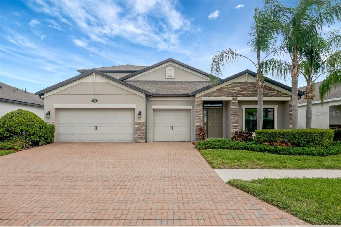 18125 Roseate Dr., Lutz, FL 33558