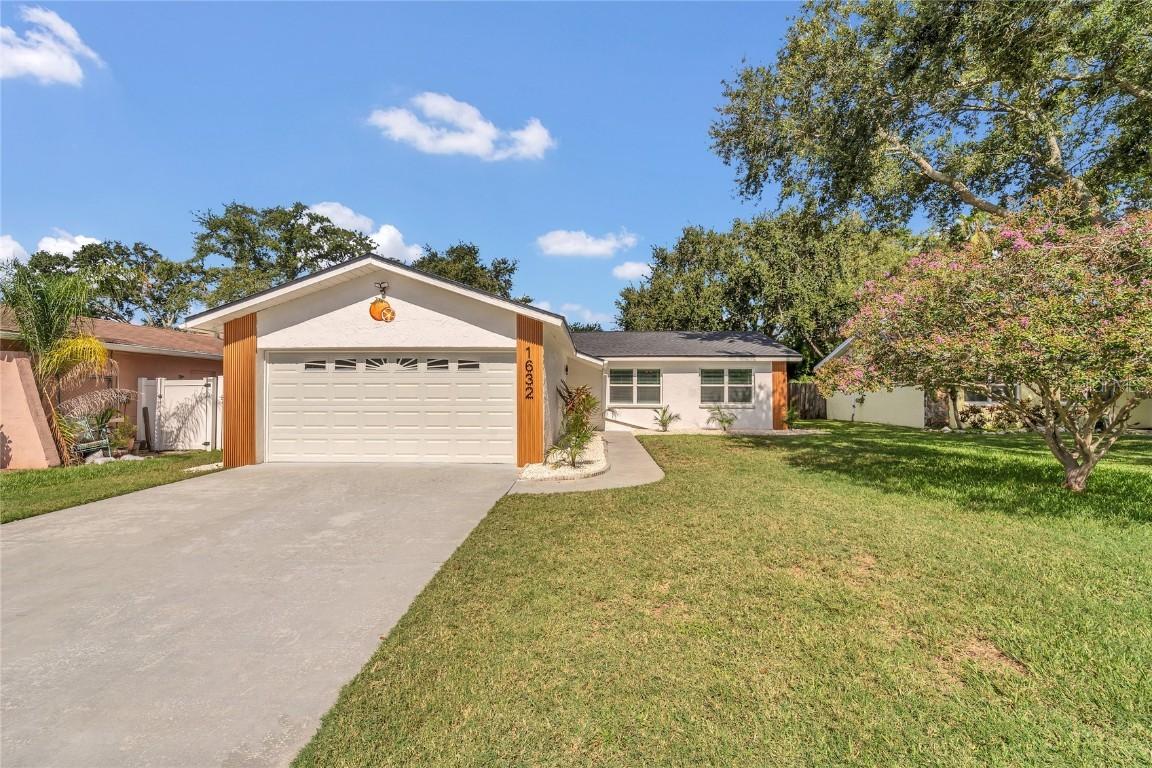 1632 St Catherine Dr., Dunedin, FL 34698