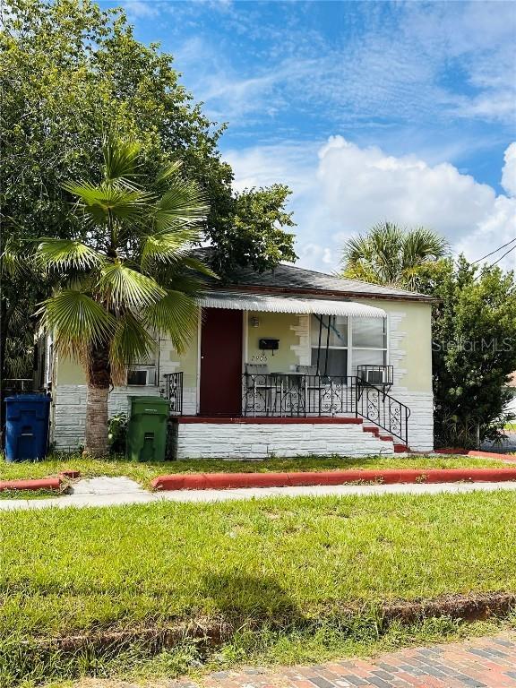 2905 W Chestnut St., Tampa, FL 33607