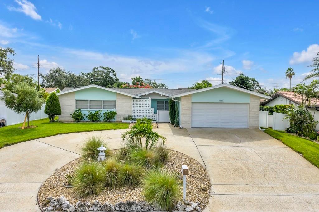 1389 High Bluff Dr., Largo, FL 33770