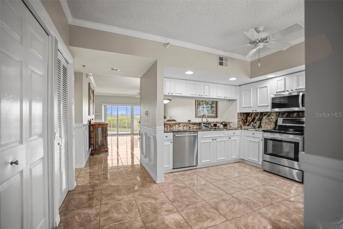 6450 Shoreline Dr Dr. #9202, St Petersburg, FL 33708