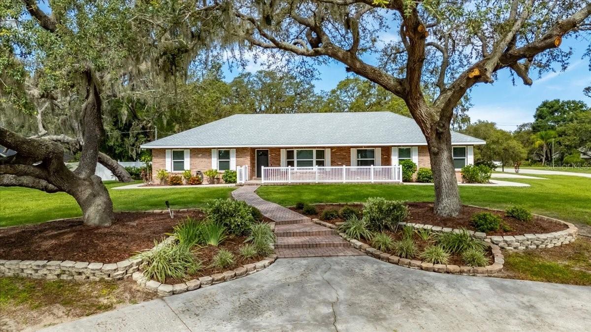 11301 Donneymoor Dr., Riverview, FL 33569