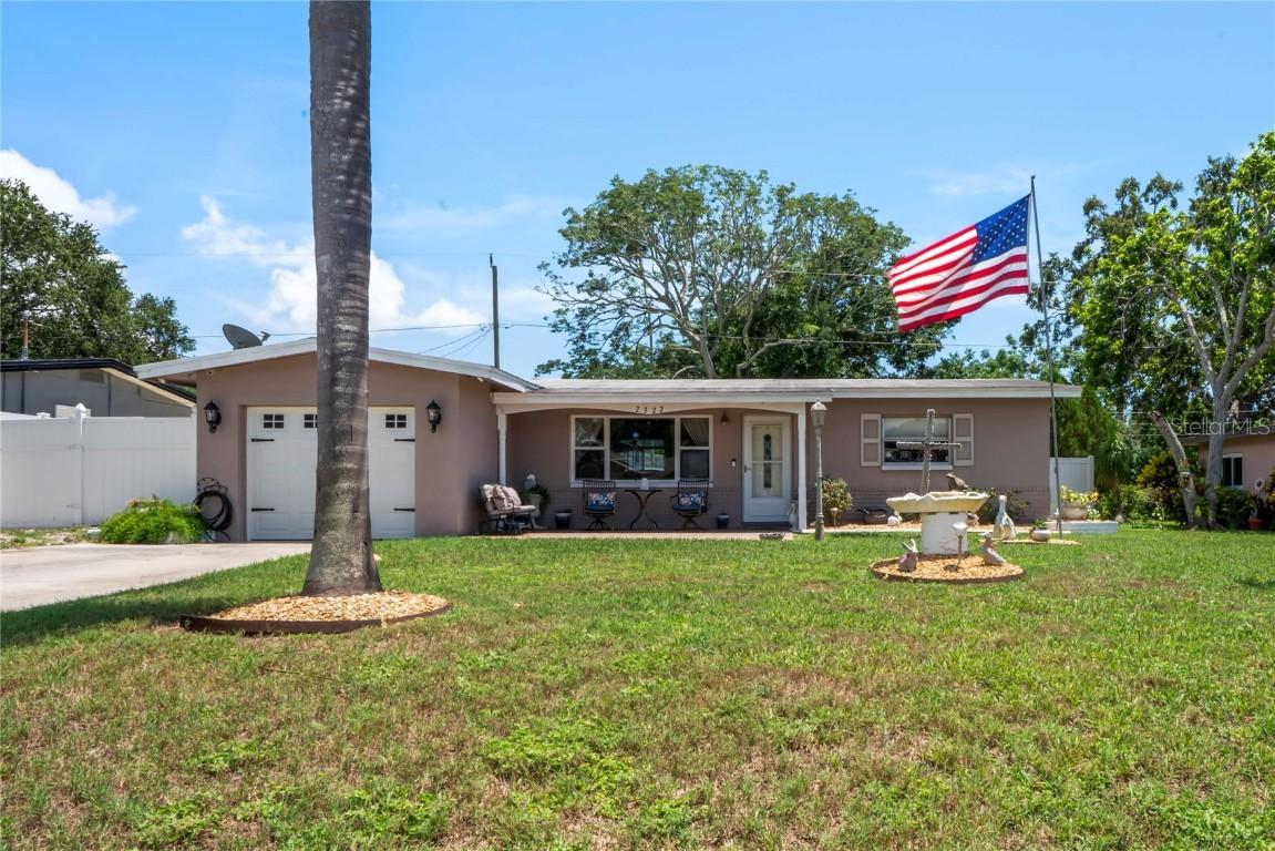 2322 Nolan Dr., Largo, FL 33770
