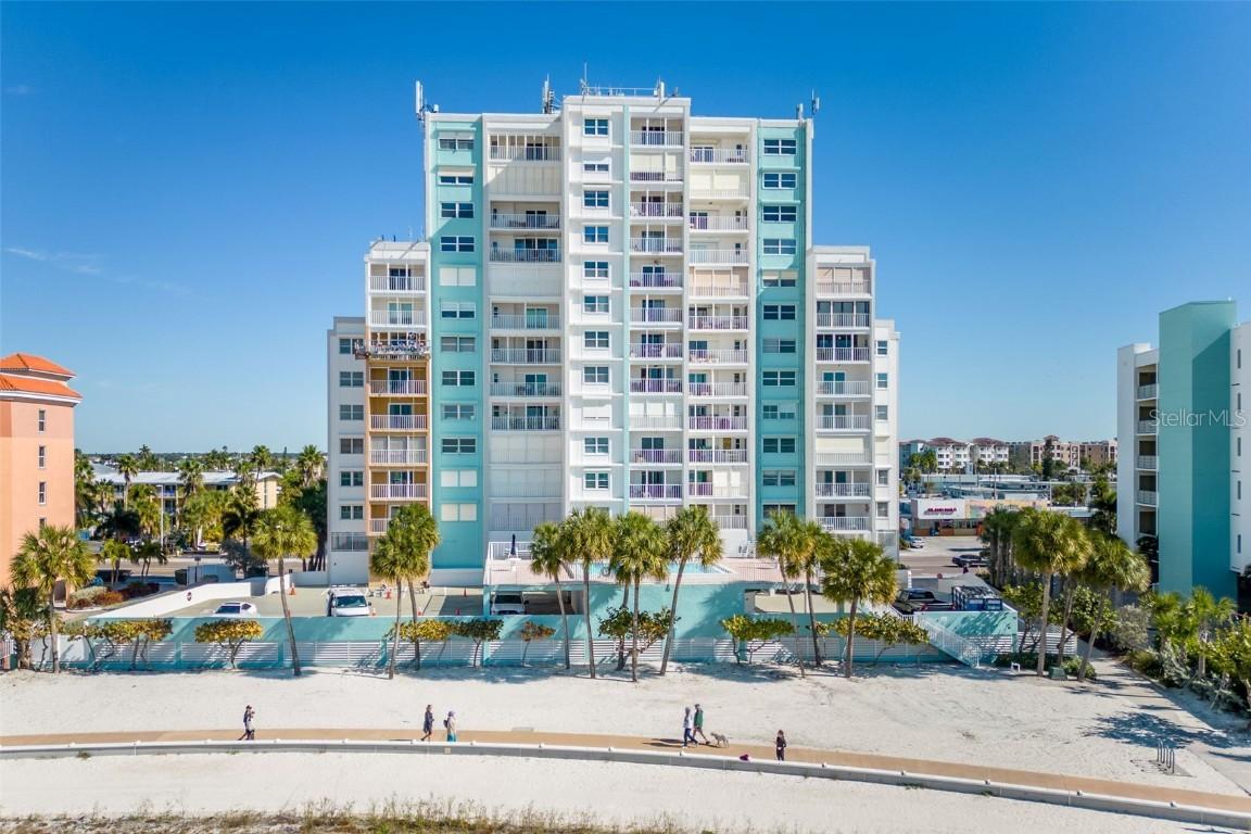 11000 Gulf Blvd. #1002, Treasure Island, FL 33706