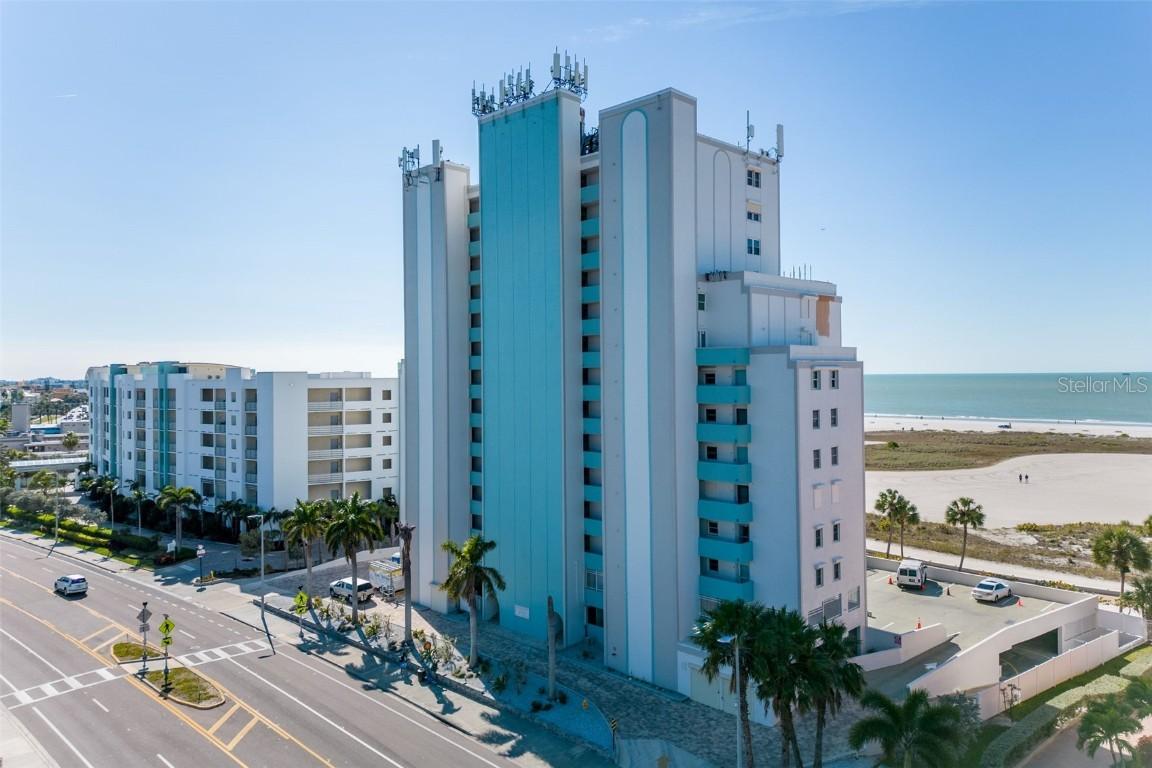 11000 Gulf Blvd. #1002, Treasure Island, FL 33706