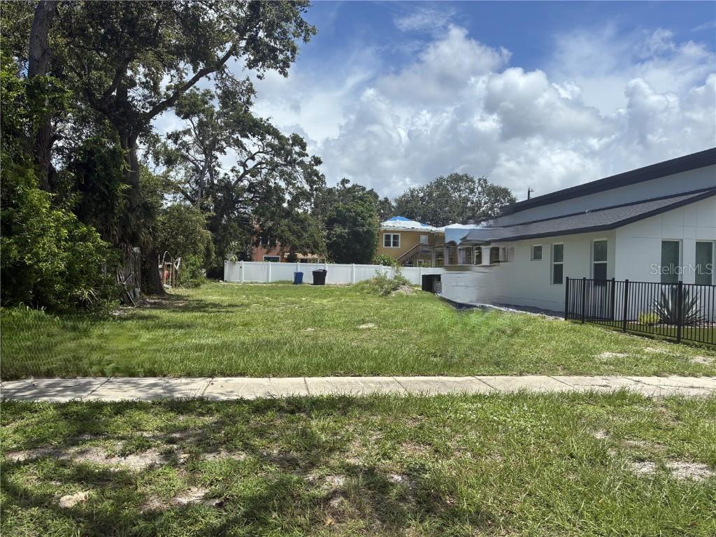 4743 10th Ave., St Petersburg, FL 33711