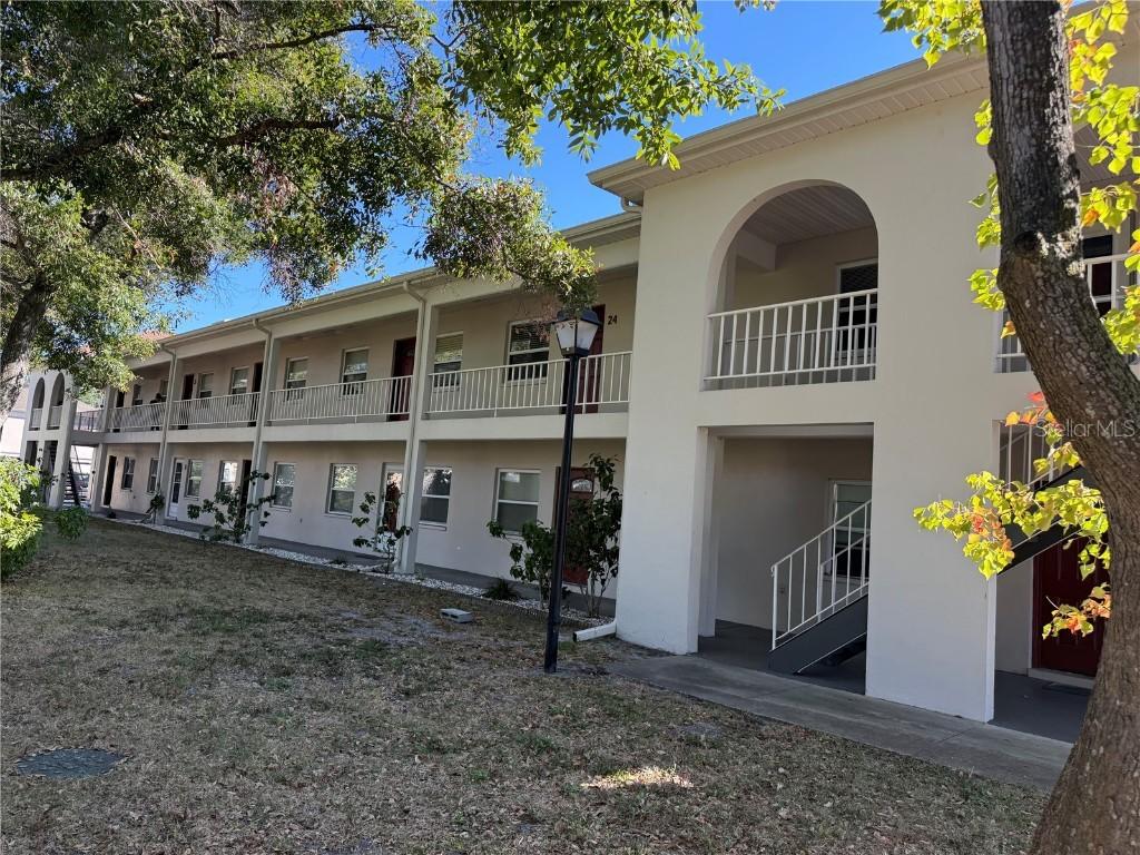 8304 Bardmoor Blvd. #206, Seminole, FL 33777