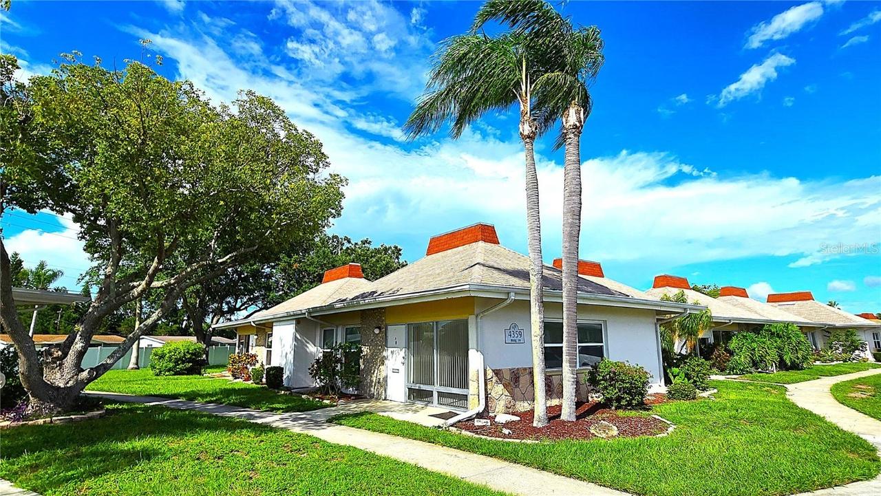 4359 Tahitian Gardens Cir. #A, Holiday, FL 34691