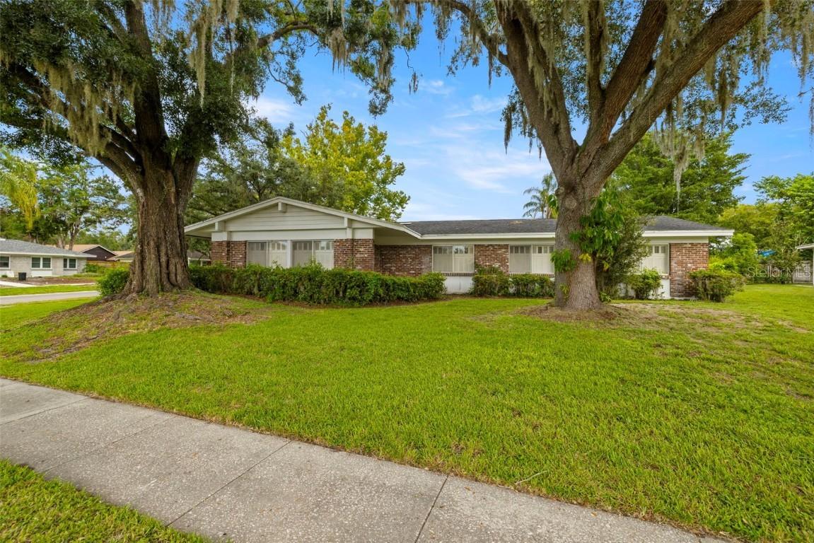 3120 Cocos Rd., Tampa, FL 33618
