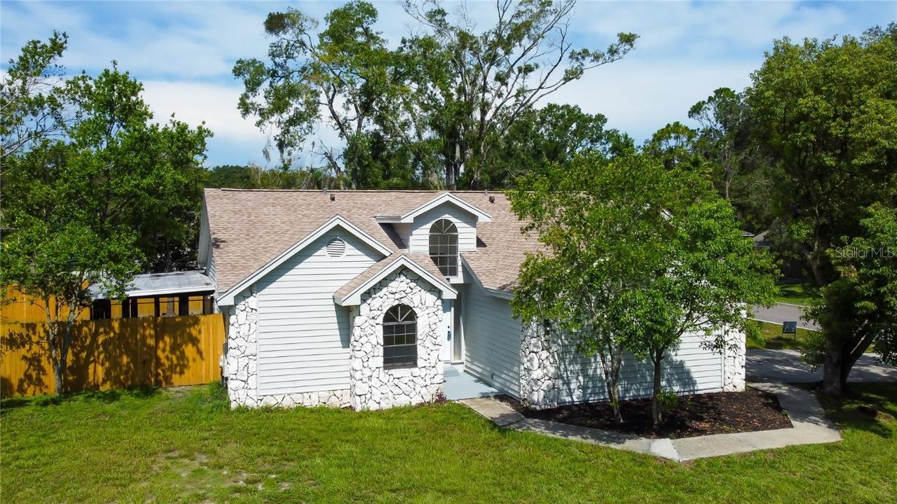 23220 Shining Star Dr., Land O Lakes, FL 34639