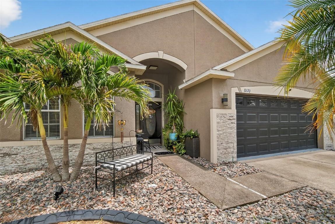 8620 Sandy Plains Dr., Riverview, FL 33578