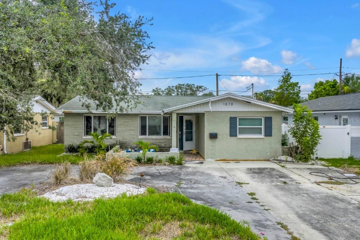 1878 New Hampshire Ave., St Petersburg, FL 33703
