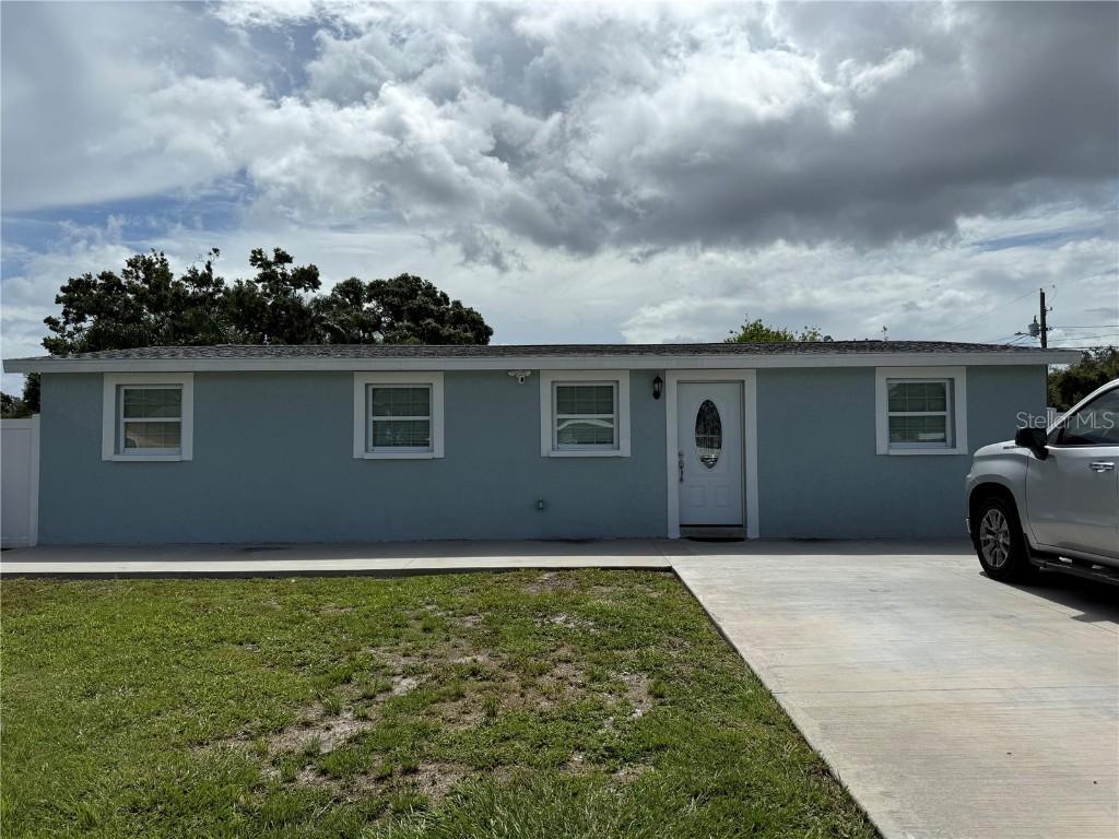 2927 W Henry Ave., Tampa, FL 33614