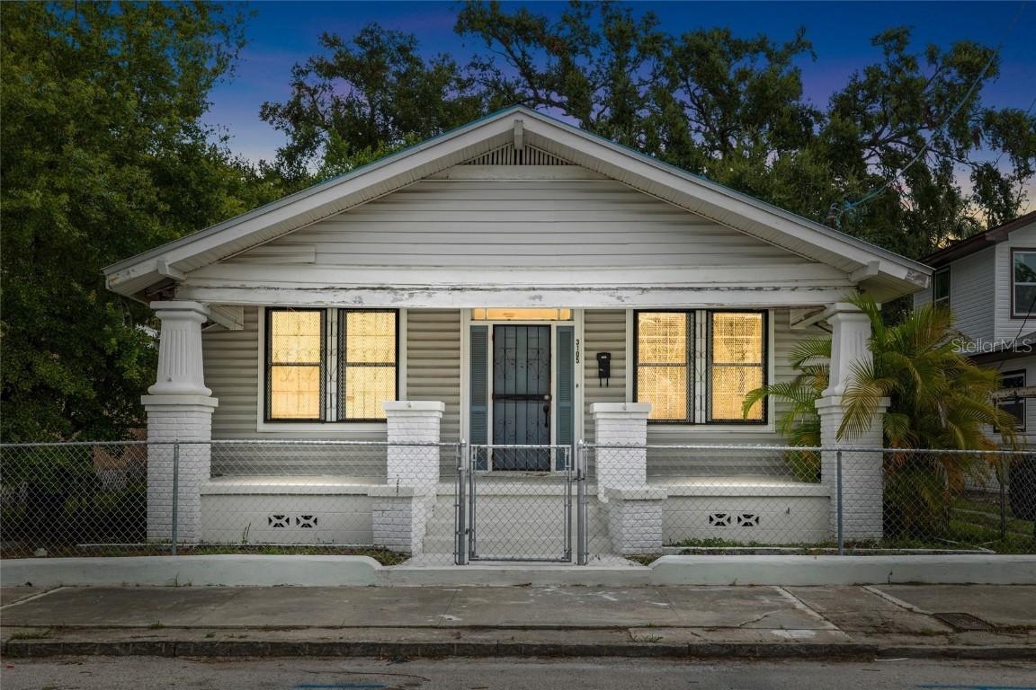 3105 N 16th St., Tampa, FL 33605