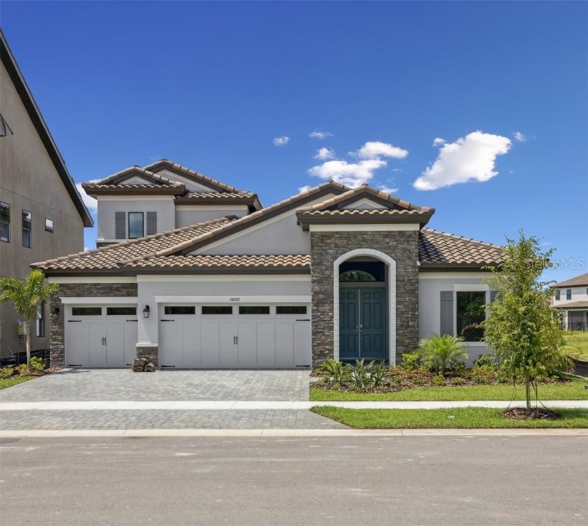 15003 Rider Pass Dr., Lithia, FL 33547