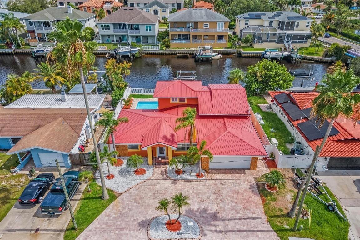 325 W Martin Luther King Jr Dr., Tarpon Springs, FL 34689