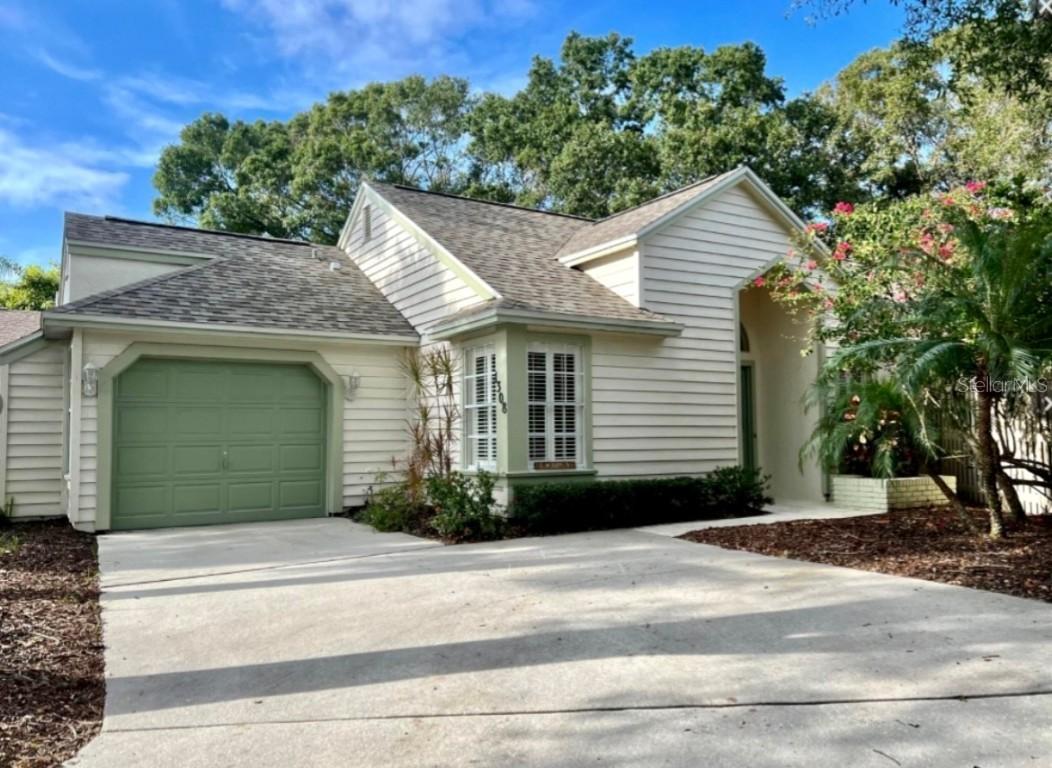 1308 Roxbury Dr., Safety Harbor, FL 34695