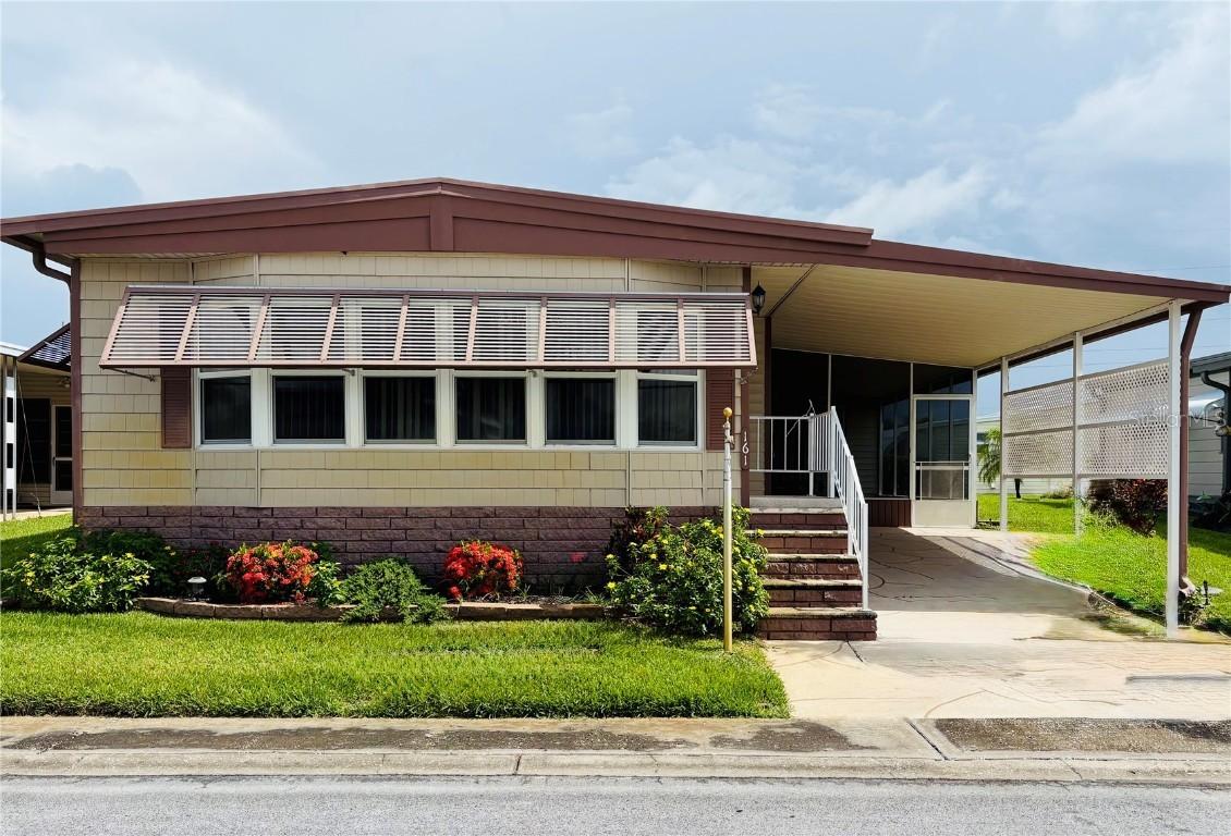 161 Hickory Gate Dr., Palm Harbor, FL 34684