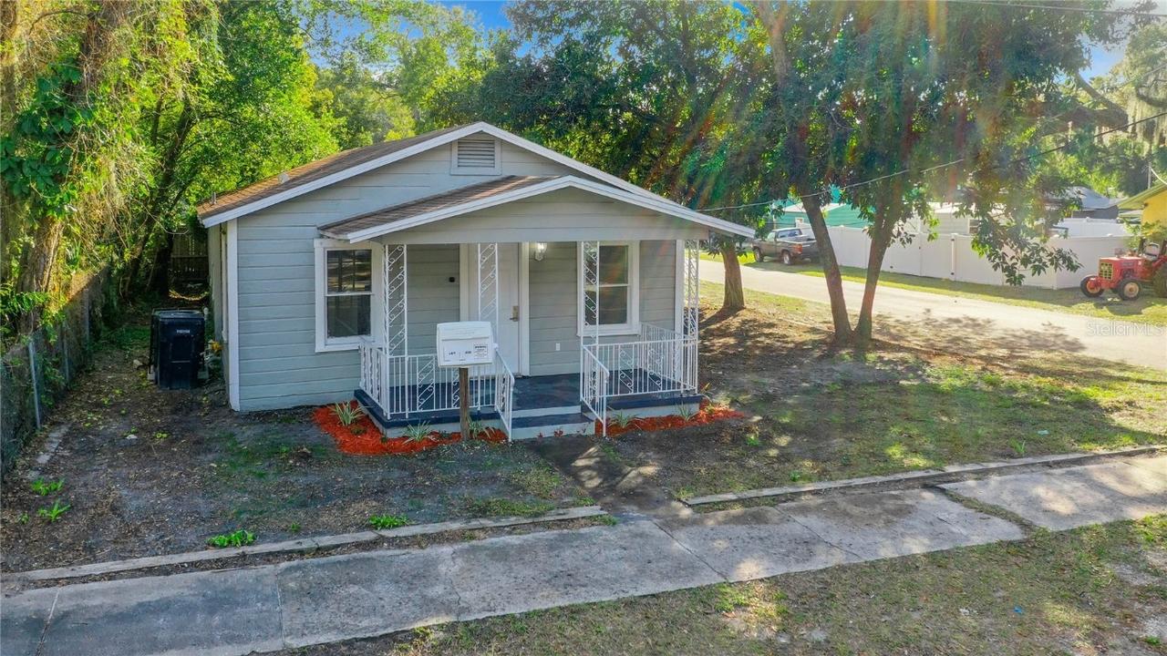 2101 E Ellicott St., Tampa, FL 33610