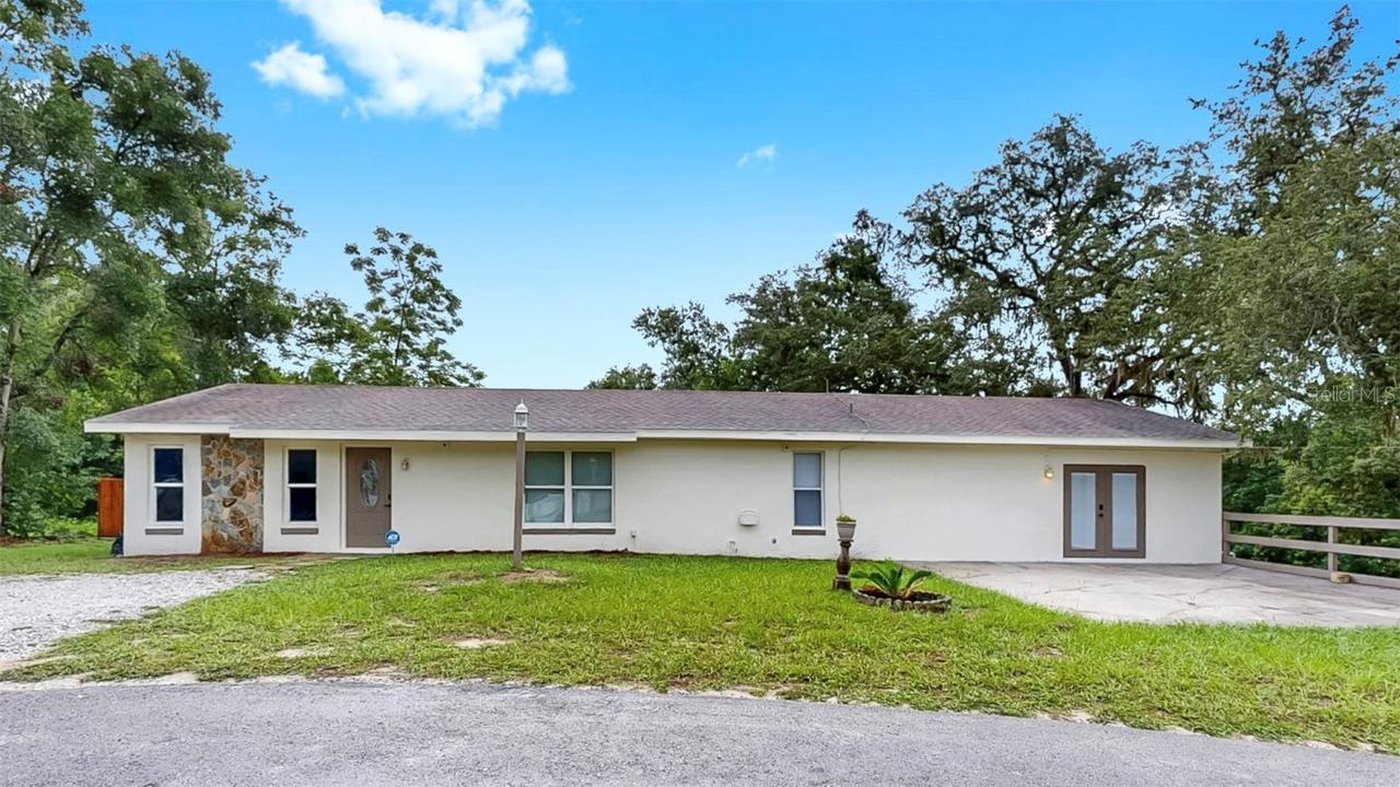 9650 Starline Dr., Dade City, FL 33525