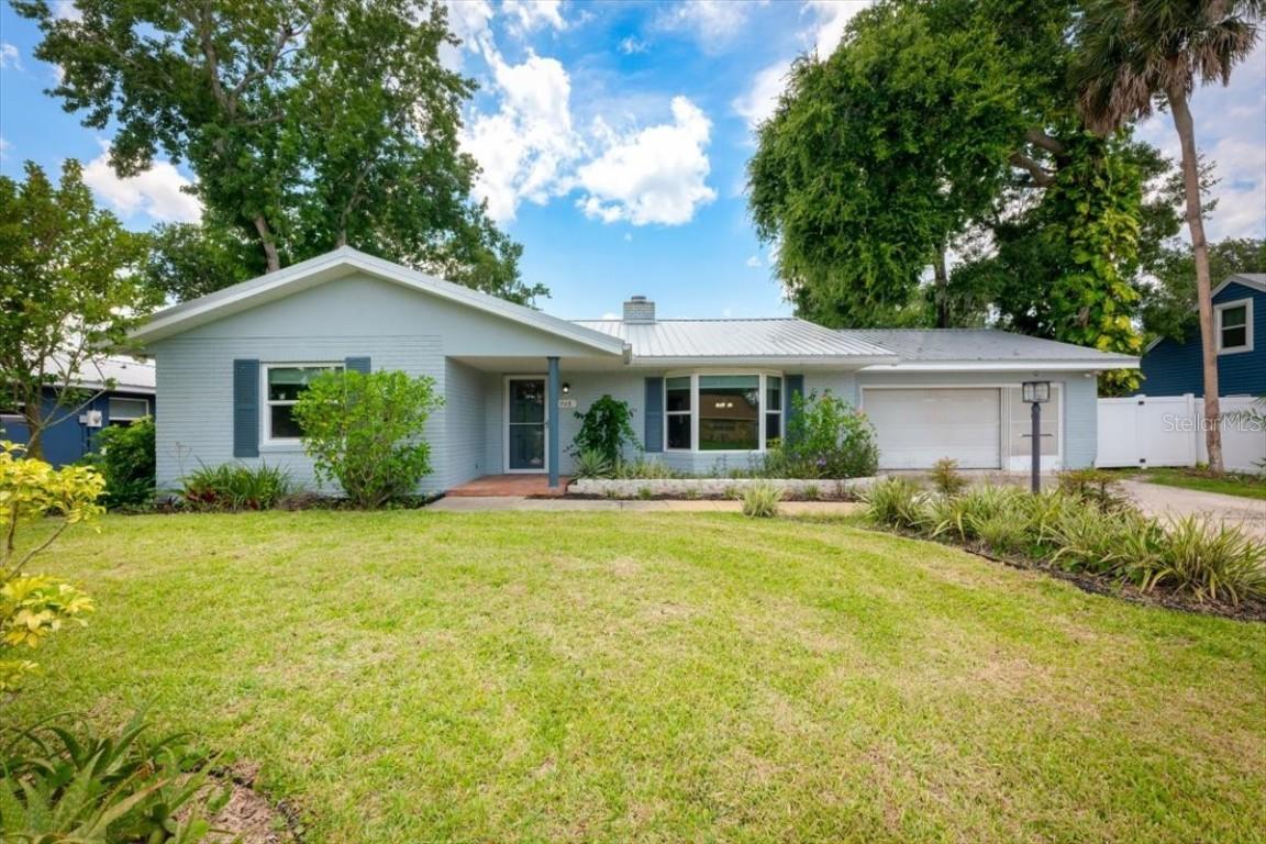 948 Tall Pine Dr., Port Orange, FL 32127